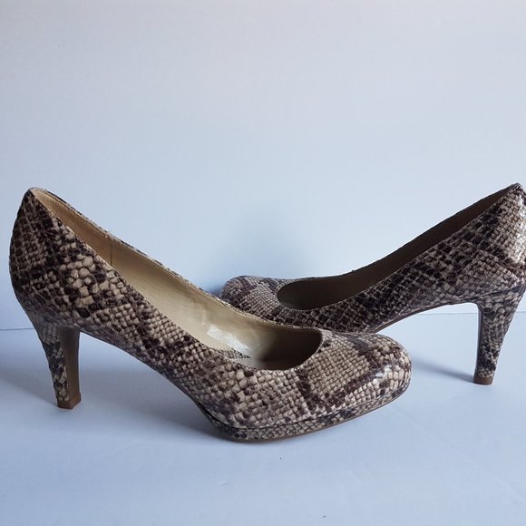 - Naturalizer Size 6.5 High Heel Shoes Snake Skin Look - Picture 1 of 6